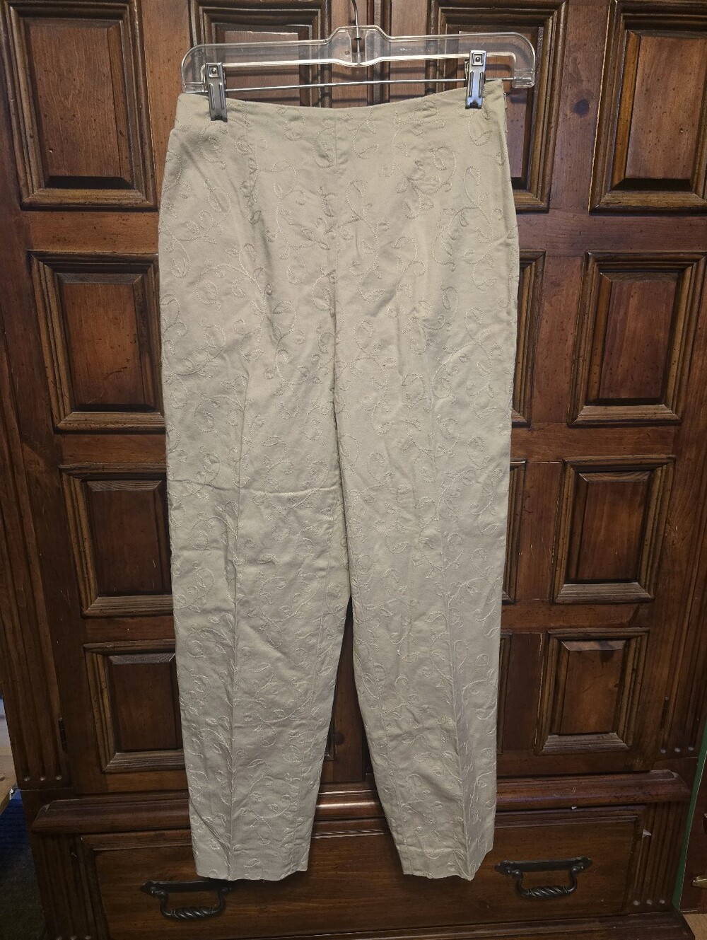 Talbots Women's Stretch Dress Pants Beige Floral Embroidered Flat Front Sz 4